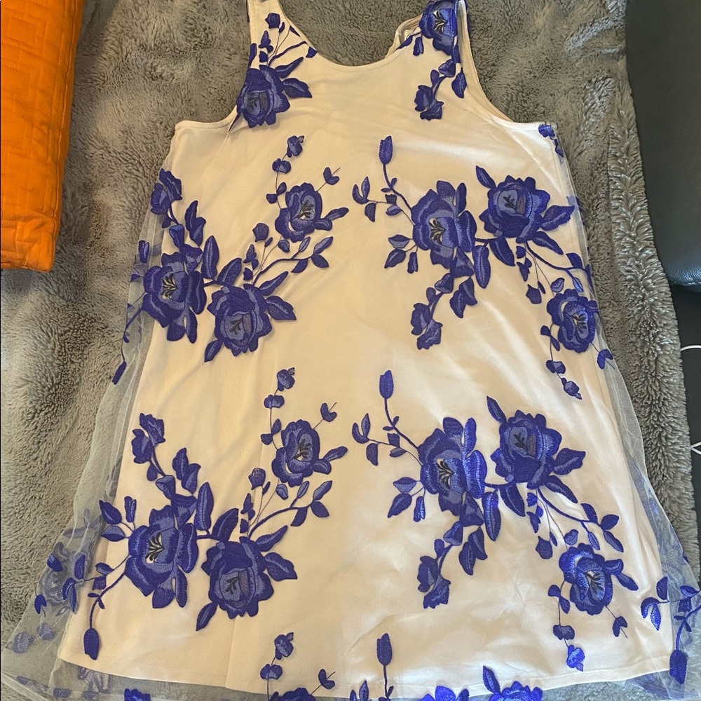 Beautiful Dress Size M